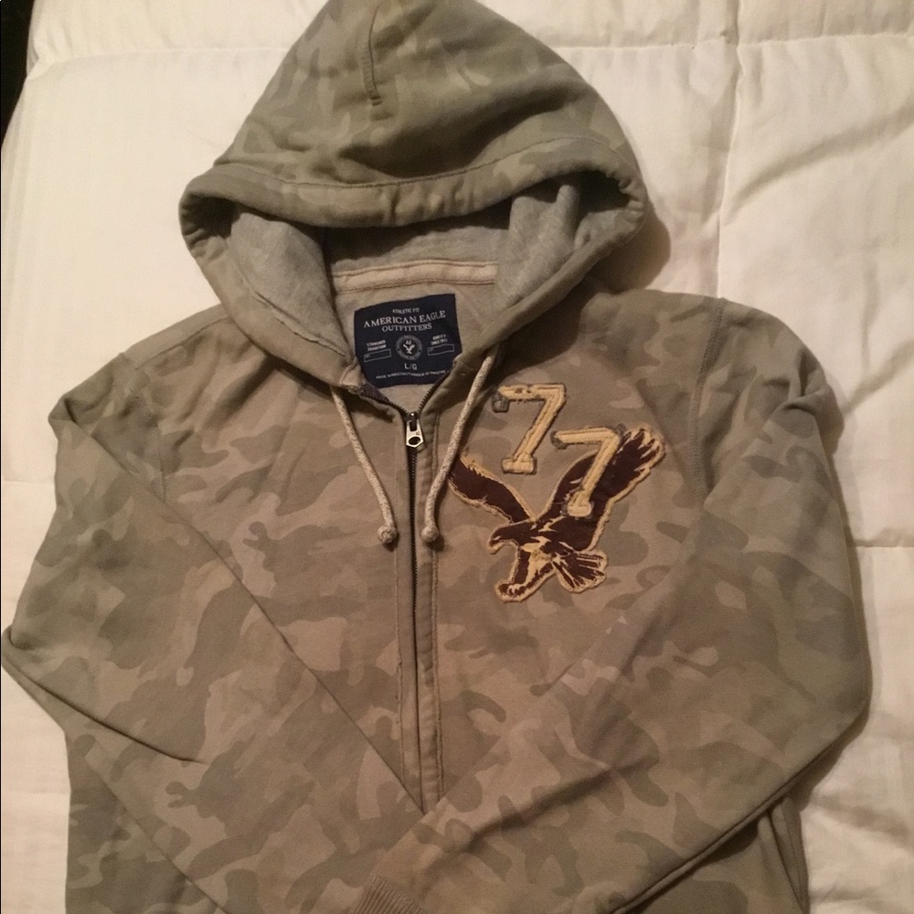 American Eagle Zip up hoodie